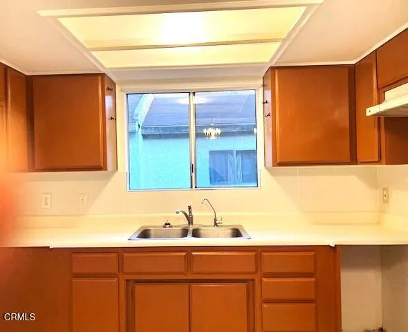 $2,300 | 412 Ivy Street, Unit 6, Glendale, CA 91204