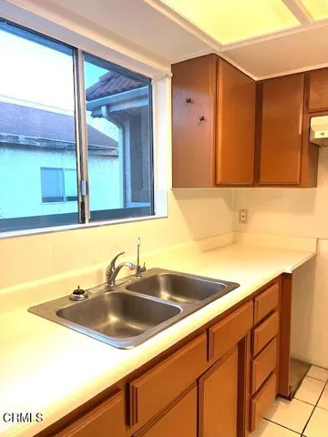 $2,300 | 412 Ivy Street, Unit 6, Glendale, CA 91204