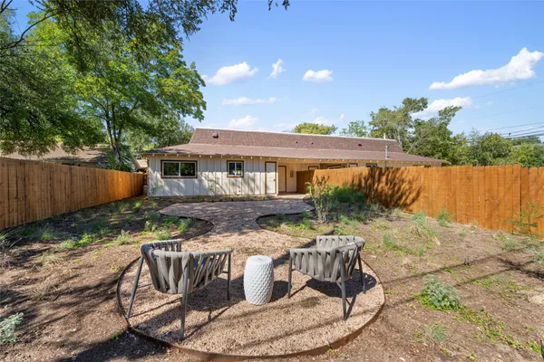 $625,000 | 6209 Reicher Drive, Austin, TX 78723