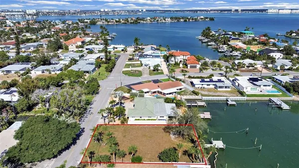 $1,600,000 | 4031 Poinsettia Drive, St. Pete Beach, FL 33706