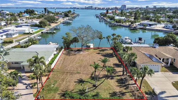 $1,600,000 | 4031 Poinsettia Drive, St. Pete Beach, FL 33706