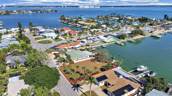 $1,600,000 | 4031 Poinsettia Drive, St. Pete Beach, FL 33706