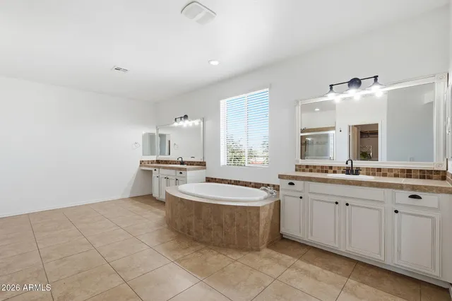 $949,000 | 4080 East Canyon Way, Chandler, AZ 85249