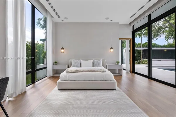 a view of livingroom with furniture