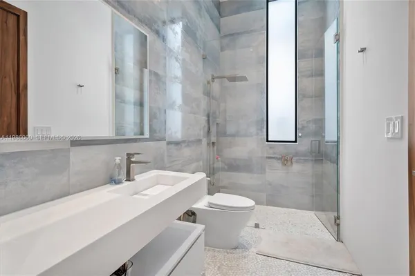 $6,950,000 | 1200 Northeast 94th Street, Miami Shores, FL 33138