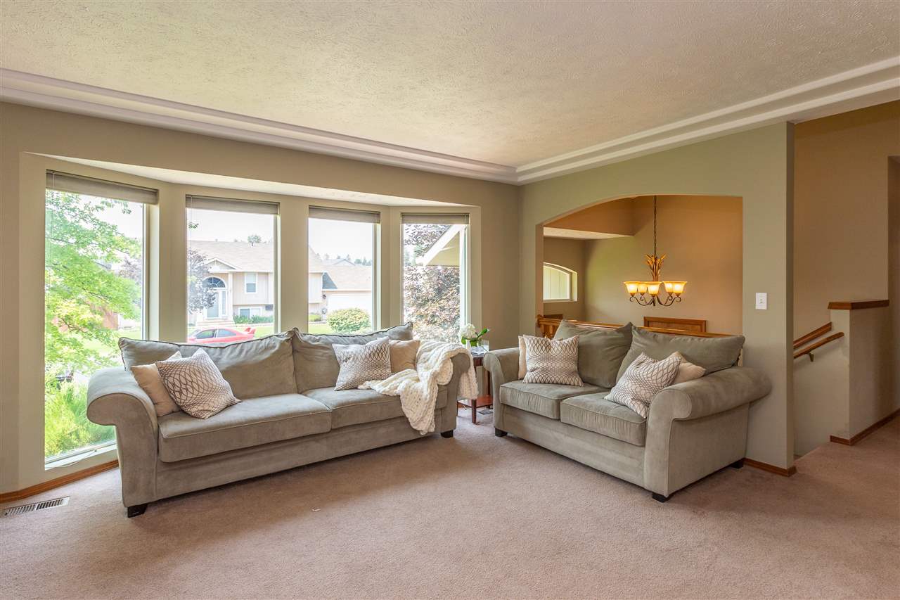 17304 North Colton Street Colbert, WA 99005 - Photo 4 of 19