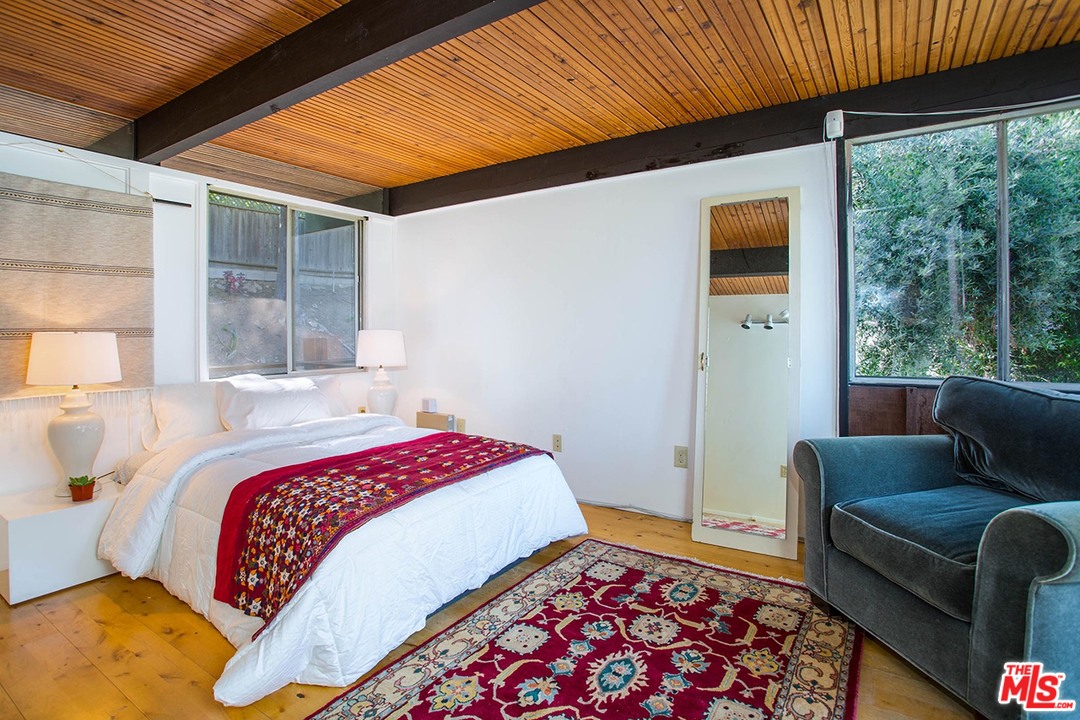 1081 Alta Pine Drive Altadena, CA 91001 - Photo 27 of 38