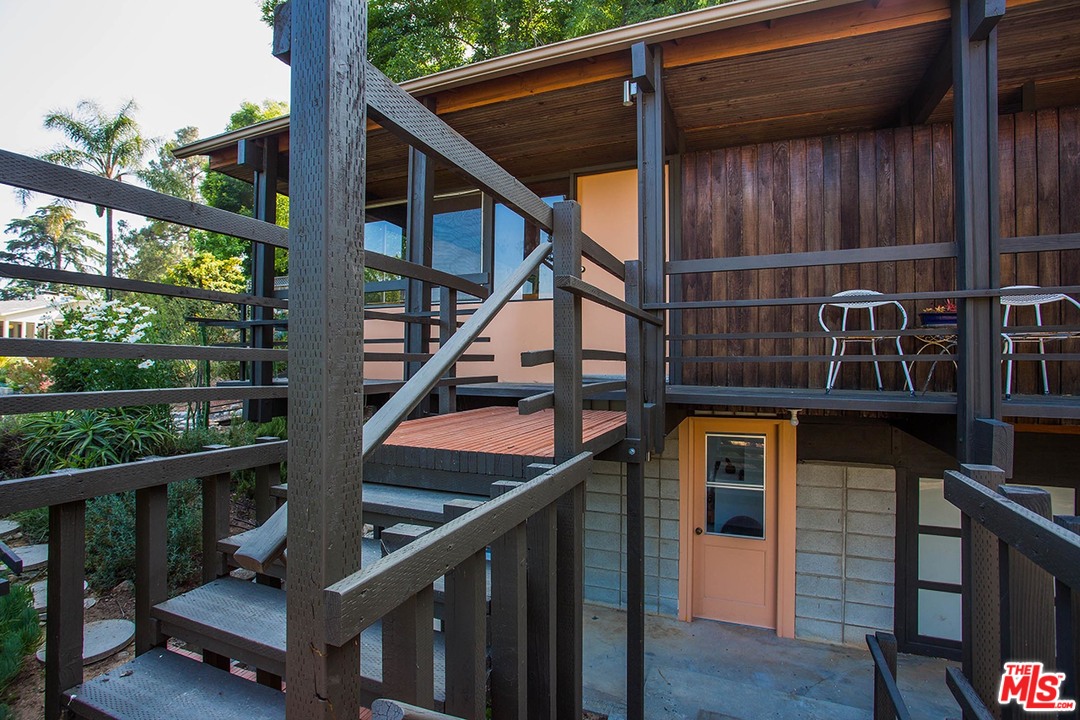 1081 Alta Pine Drive Altadena, CA 91001 - Photo 29 of 38