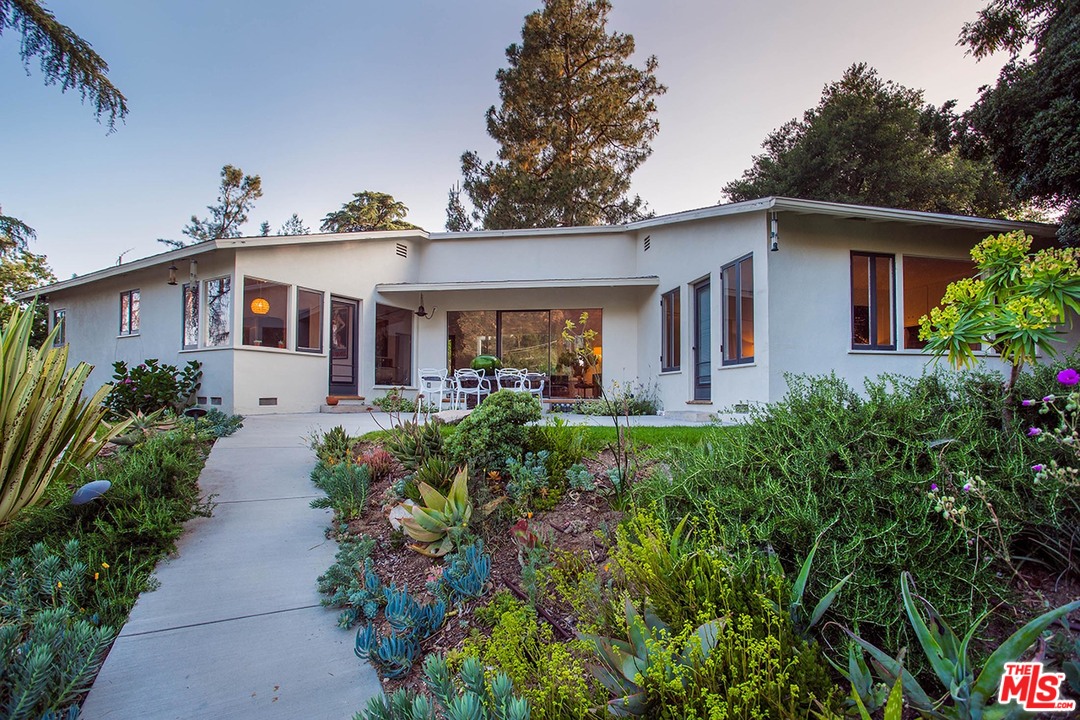 1081 Alta Pine Drive Altadena, CA 91001 - Photo 34 of 38