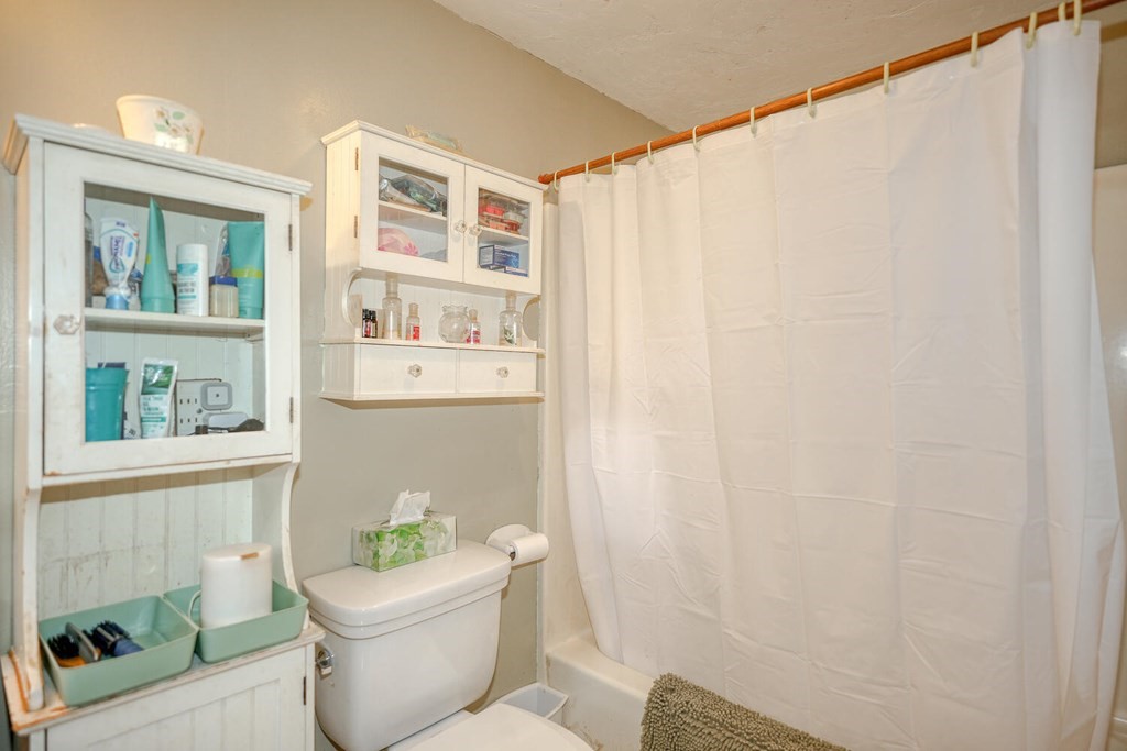 58 Oakhurst Road Hopkinton, MA 01748 - Photo 21 of 22 Gallery Image 21