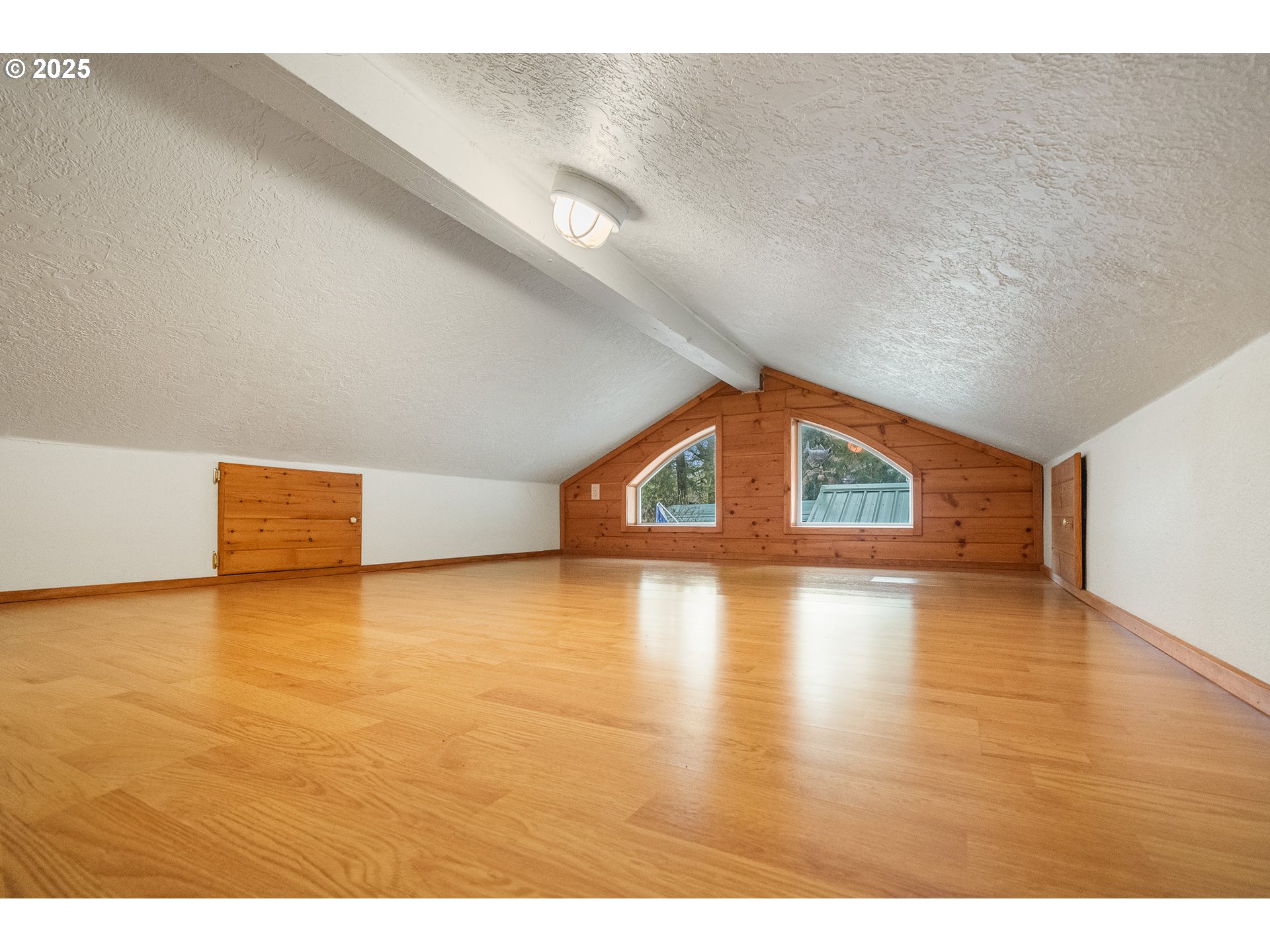 9580 Kilchis River Road Tillamook, OR 97141 - Photo 16 of 36 Gallery Image 16