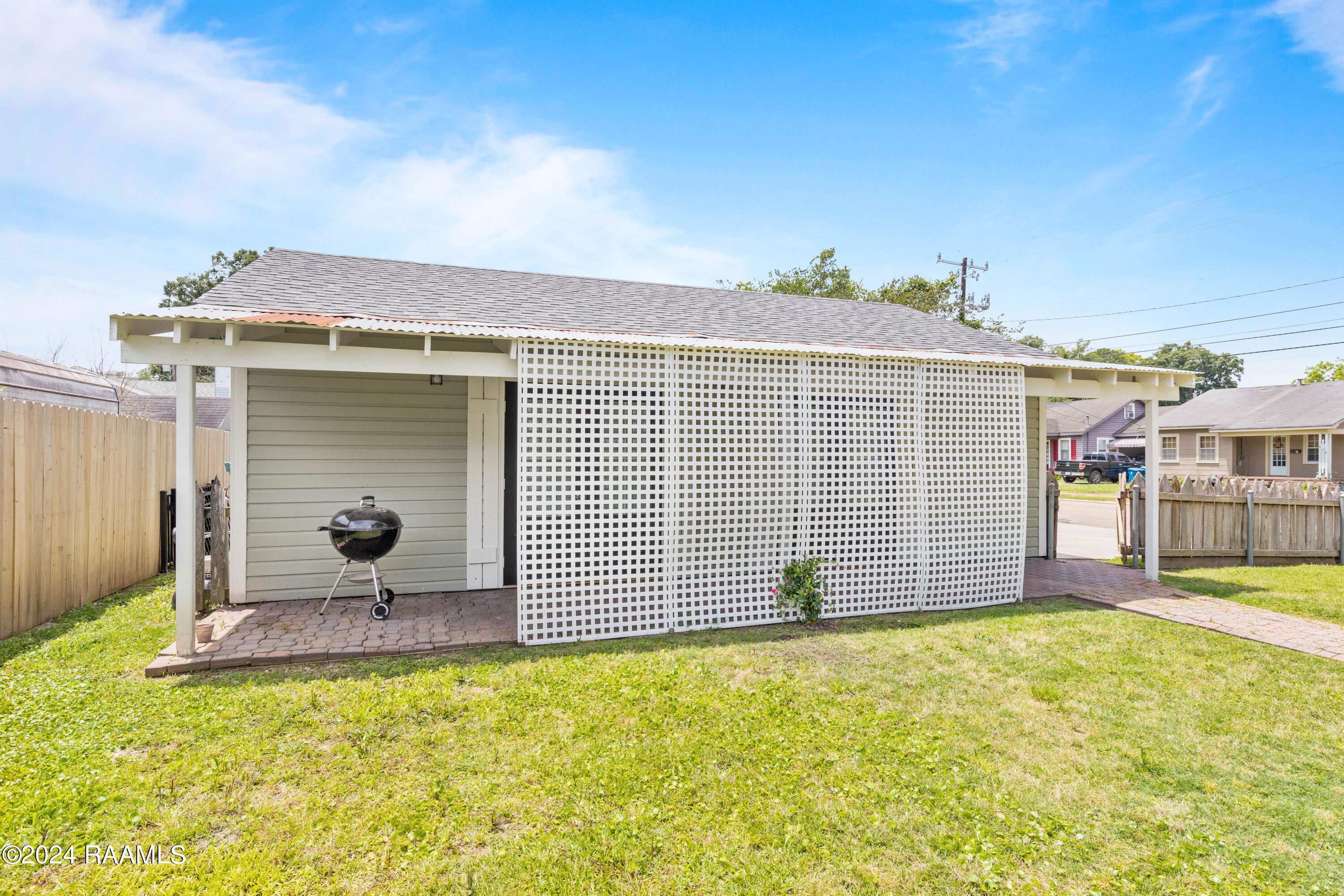 527 St Joseph Street Lafayette, LA 70506 - Photo 26 of 47 527StJoseph-14