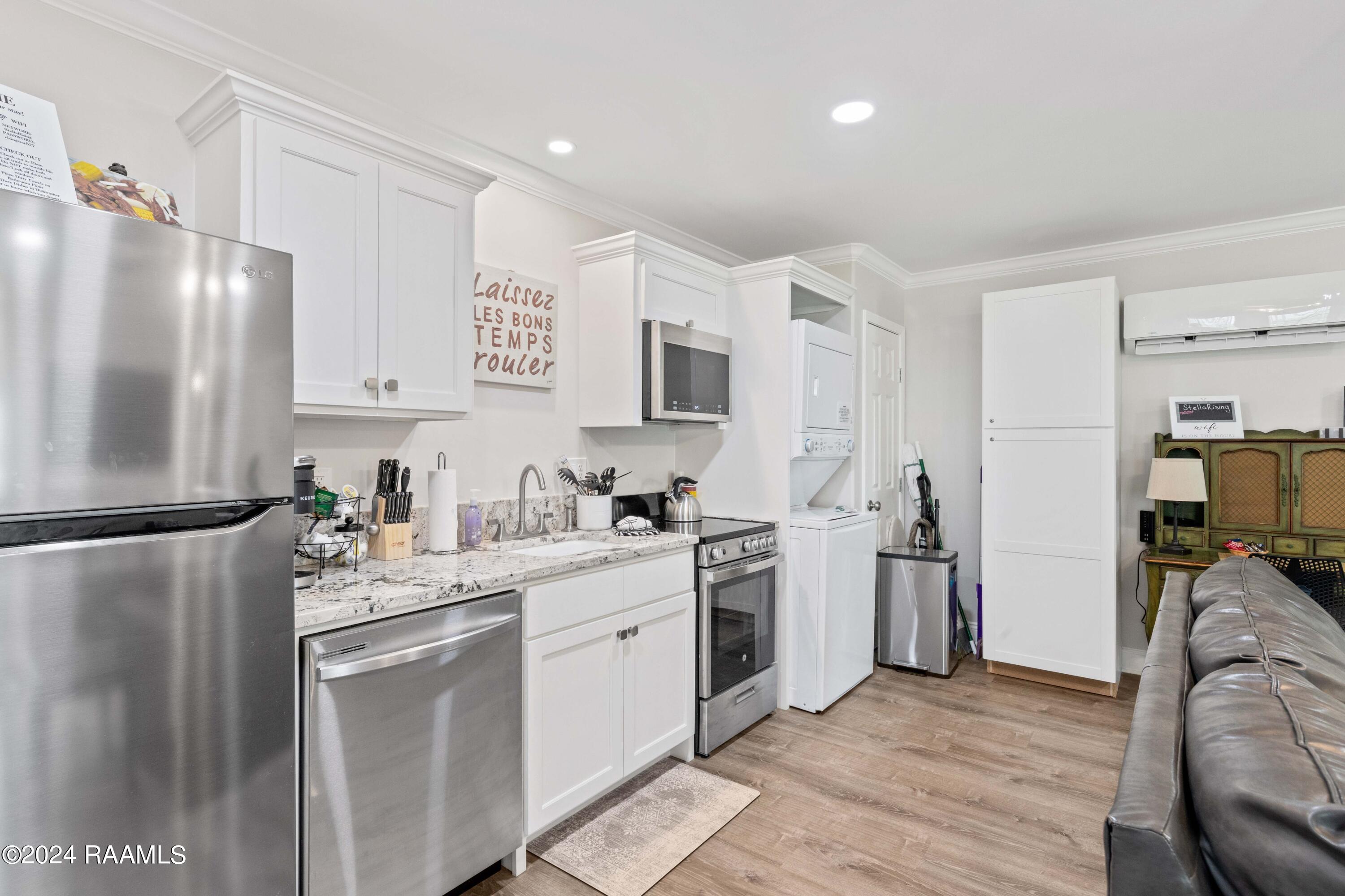 527 St Joseph Street Lafayette, LA 70506 - Photo 33 of 47 527StJoseph-85