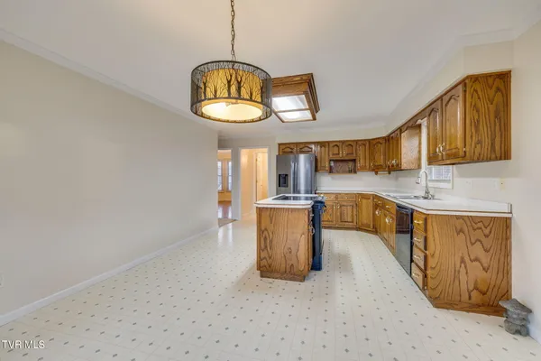 $475,000 | 106 Meadow Court, Gray, TN 37615