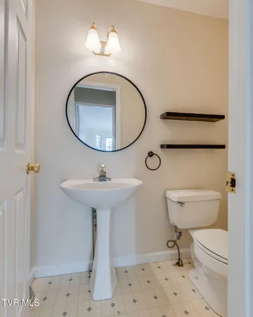 $475,000 | 106 Meadow Court, Gray, TN 37615