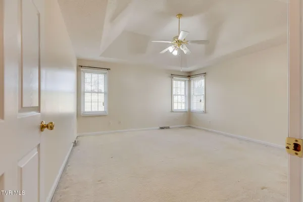 $475,000 | 106 Meadow Court, Gray, TN 37615