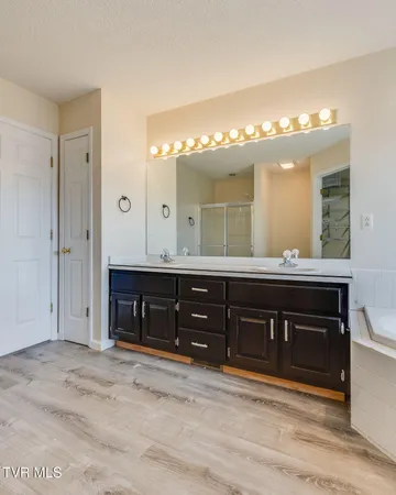 $475,000 | 106 Meadow Court, Gray, TN 37615