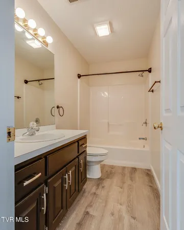 $475,000 | 106 Meadow Court, Gray, TN 37615