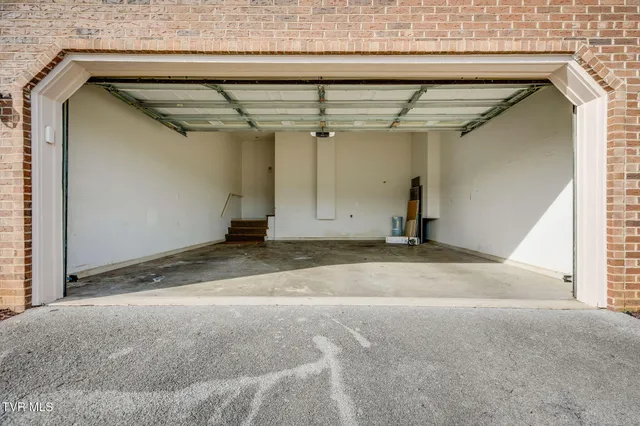 $499,000 | 106 Meadow Court, Gray, TN 37615