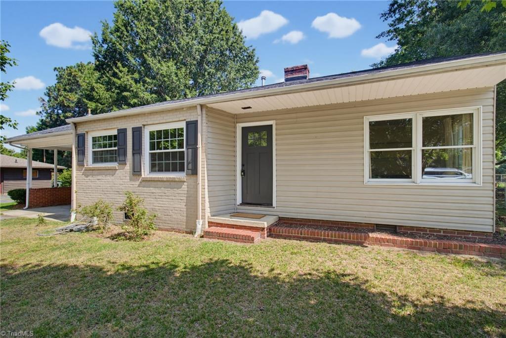 297 Pleasant Grove Church Road Thomasville, NC 27360 - Photo 2 of 28