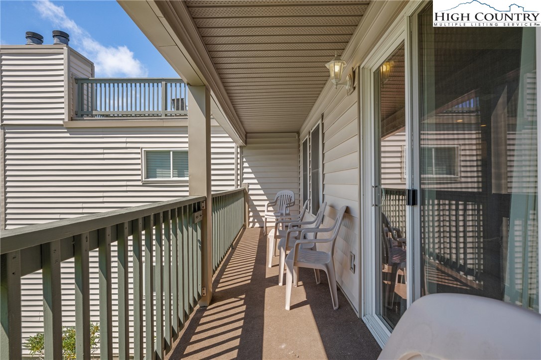301 Pinnacle Inn Road, Unit 3207 Beech Mountain, NC 28604 - Photo 24 of 37 a view of balcony
