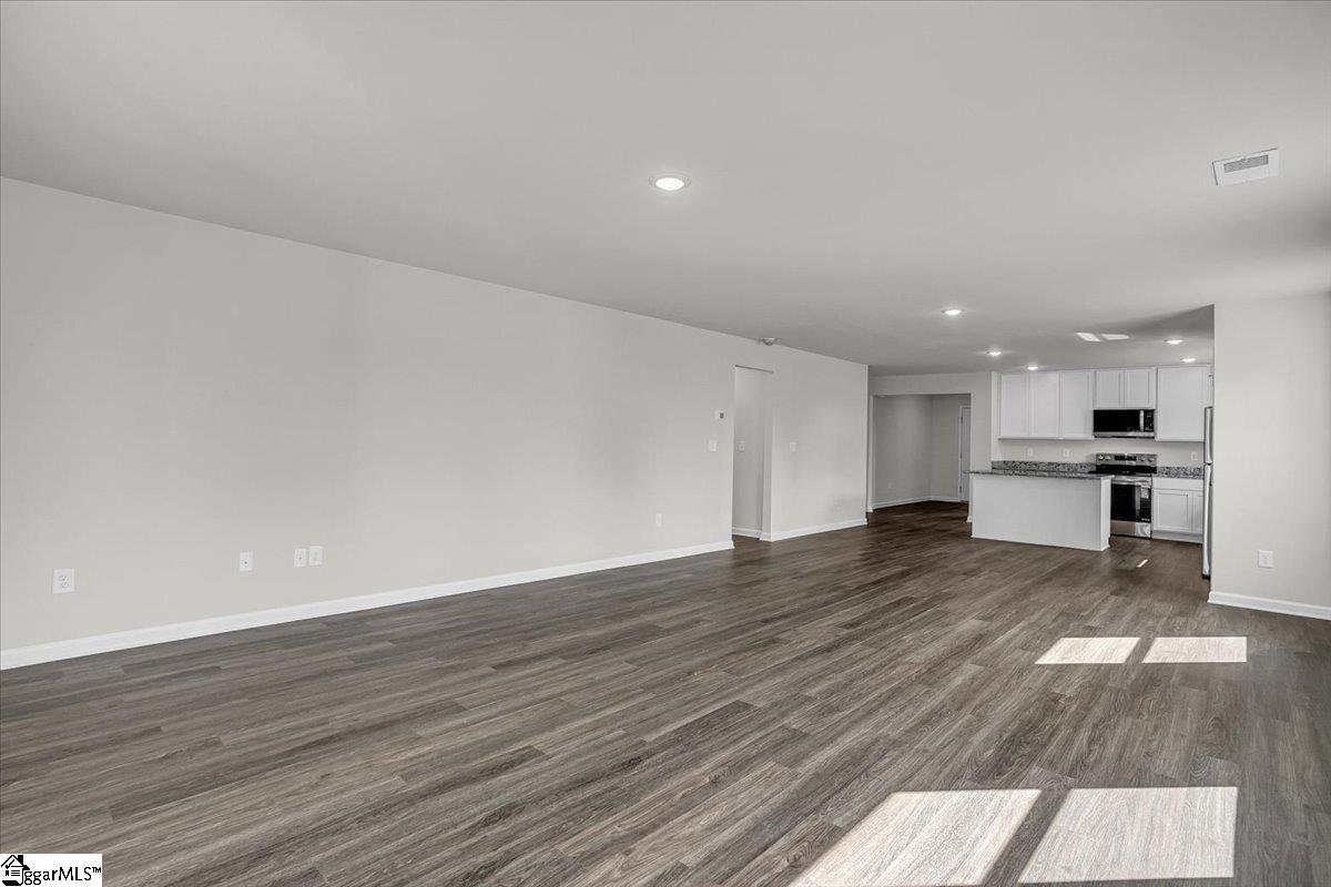 6008 Pearman Dairy Road Anderson, SC 29625 - Photo 6 of 24 Gallery Image 6