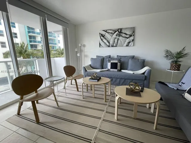 $2,650 | 9195 Collins Avenue, Unit 413, Surfside, FL 33154