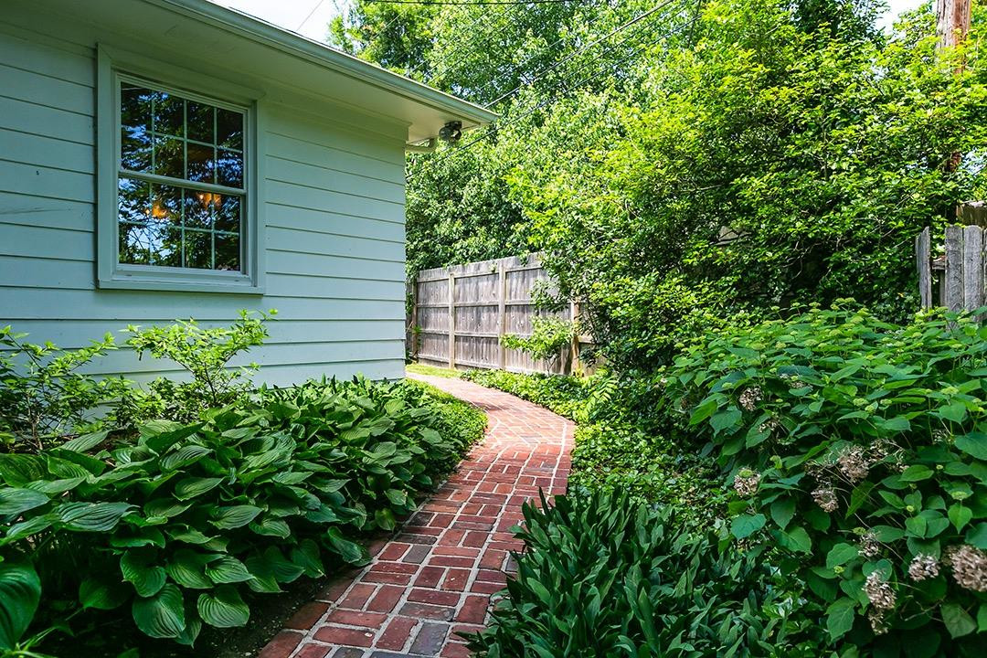 2413 Larkin Road Lexington, KY 40503 - Photo 28 of 32 Listing Photo