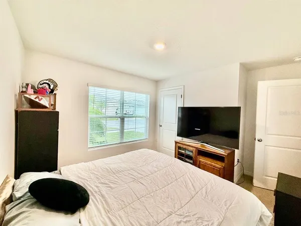 $2,400 | 1026 Golden Shiner Avenue, Ruskin, FL 33570