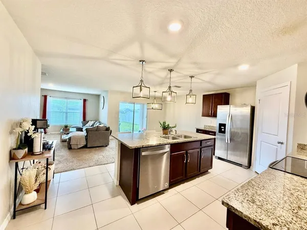 $2,400 | 1026 Golden Shiner Avenue, Ruskin, FL 33570