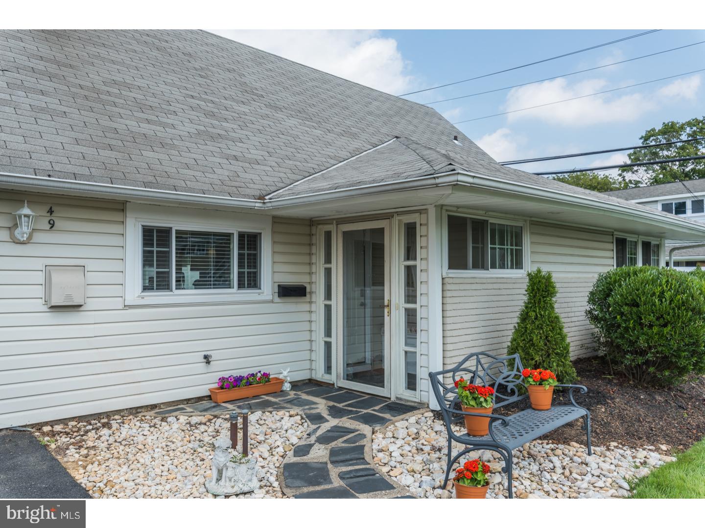 49 Hydrangea Road Levittown, PA 19056 - Photo 1 of 21 Gallery Image 1