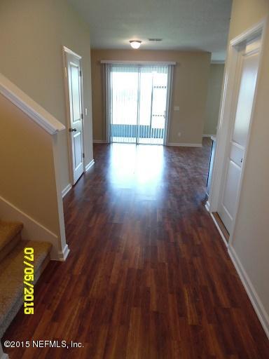 3175 Chestnut Ridge Way Orange Park, FL 32065 - Photo 4 of 62 CR 21D - Foyer & Entrance Hallway Leadin