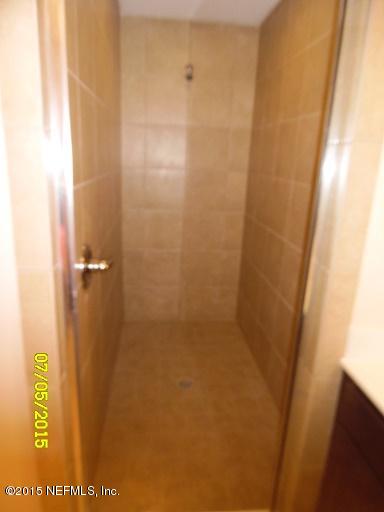 3175 Chestnut Ridge Way Orange Park, FL 32065 - Photo 60 of 62 CR 21D - Master Bath Large Tiled Shower