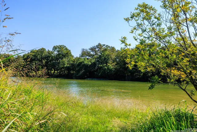 $875,000 | 544 River View Drive, Johnson City, TX 78636