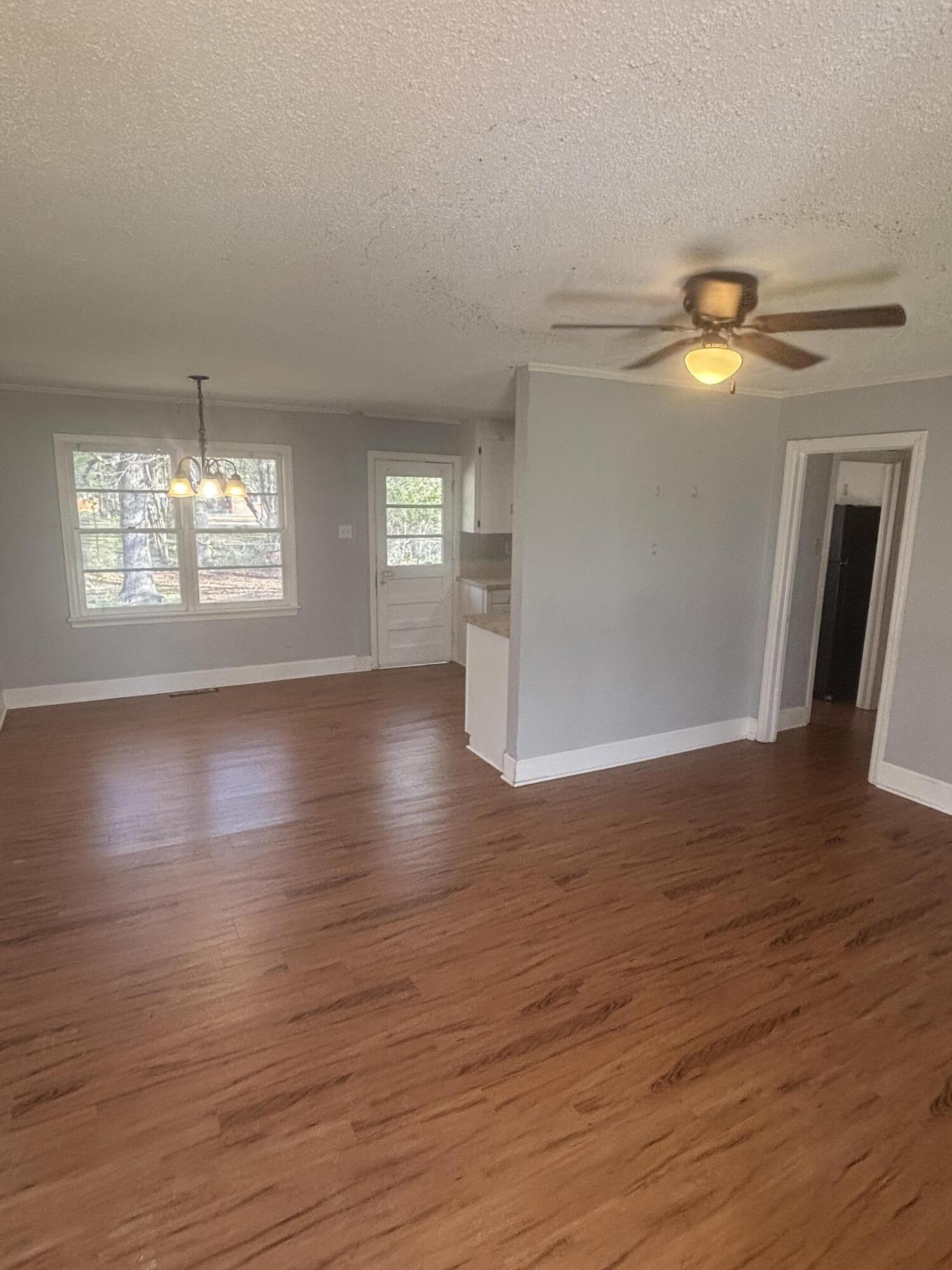309 Pinckney Street Sumter, SC 29150 - Photo 2 of 20 IMG_2771