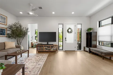 $1,050,000 | 3007 Chennault Street, Austin, TX 78723