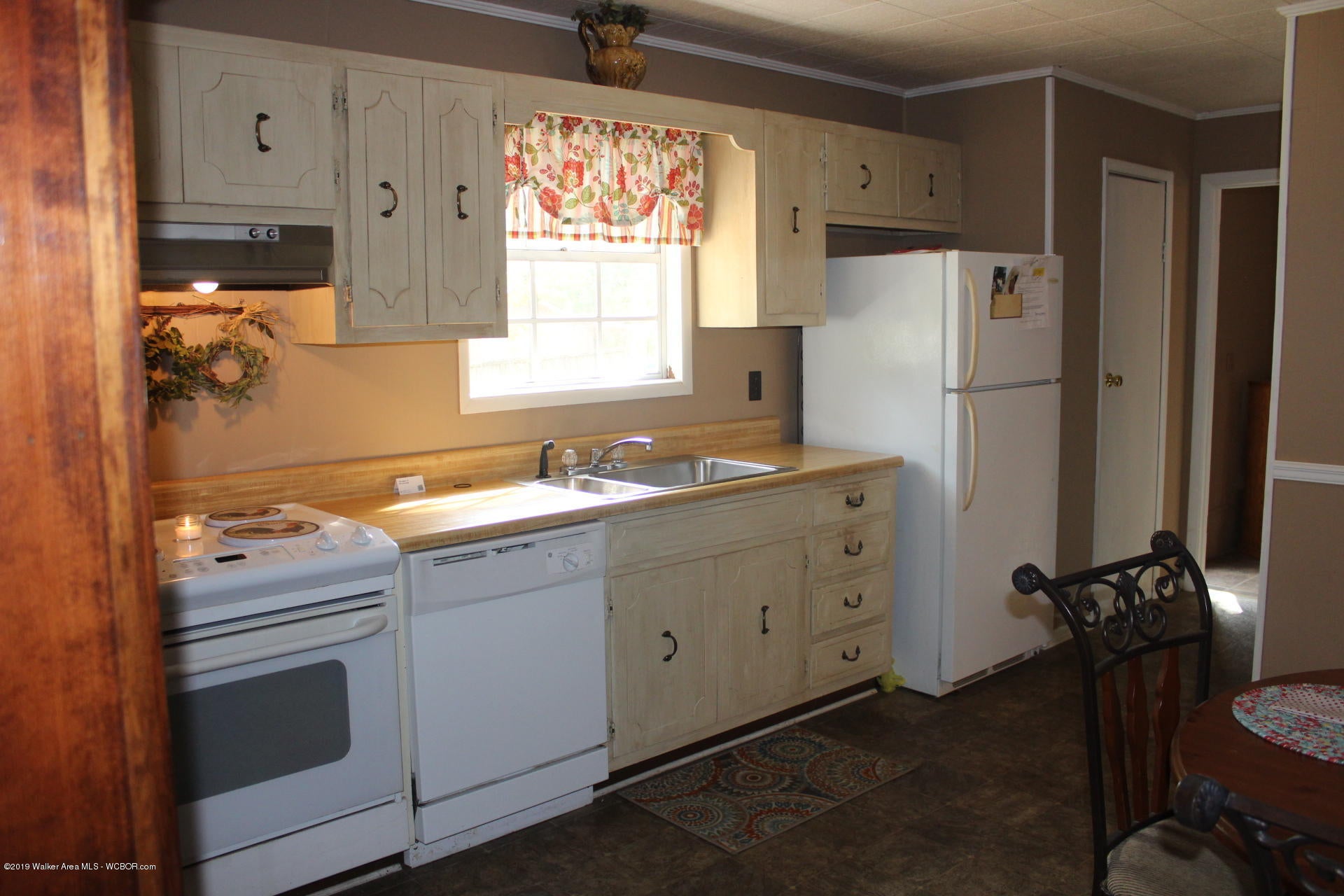 1501 Ridge Loop Jasper, AL 35504 - Photo 8 of 17 Gallery Image 8