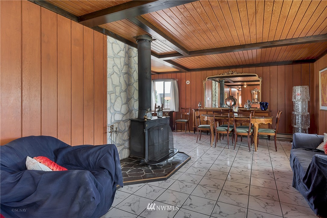 8250 Quinault Road Blaine, WA 98230 - Photo 12 of 25 Gallery Image 12