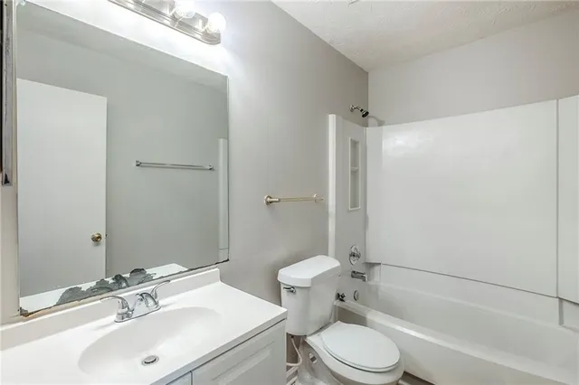 $180,000 | 6185 Marbut Farms Chase, Lithonia, GA 30058