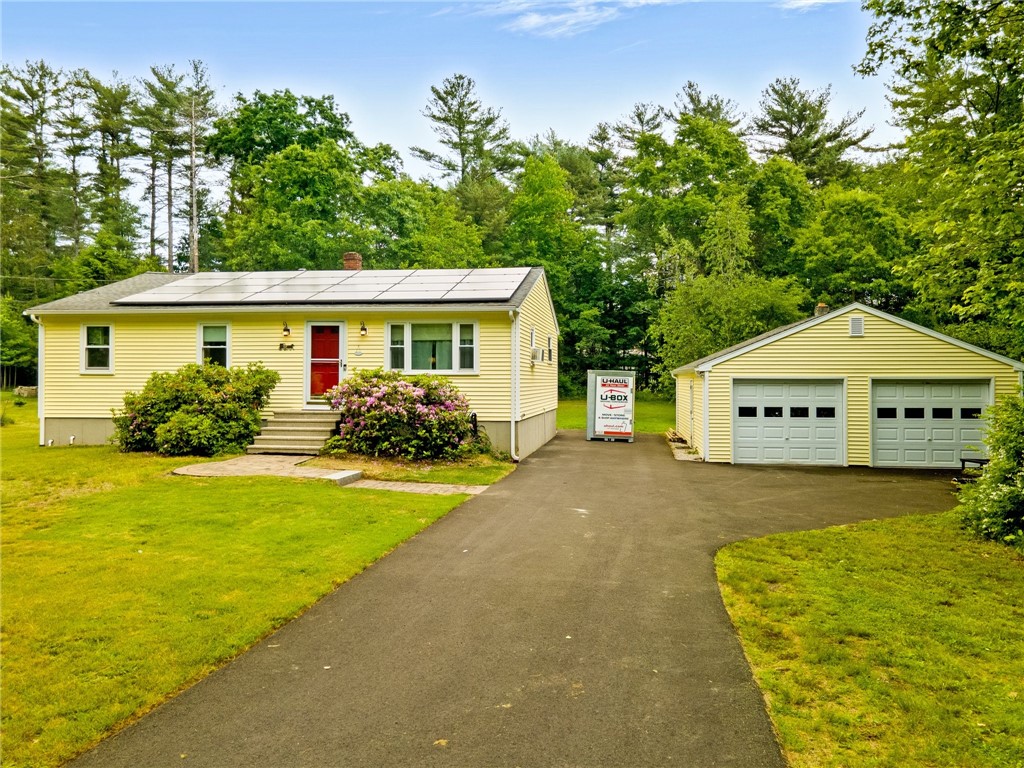 38 Locust Street Freetown, MA 02702 - Photo 2 of 34
