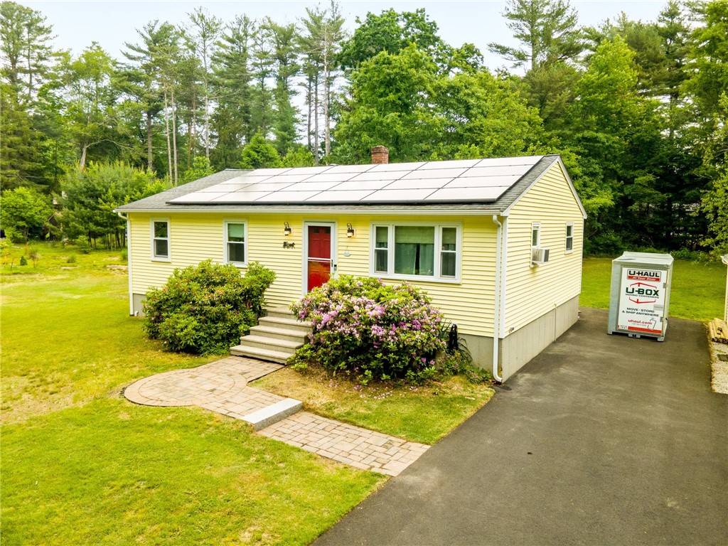 38 Locust Street Freetown, MA 02702 - Photo 4 of 34