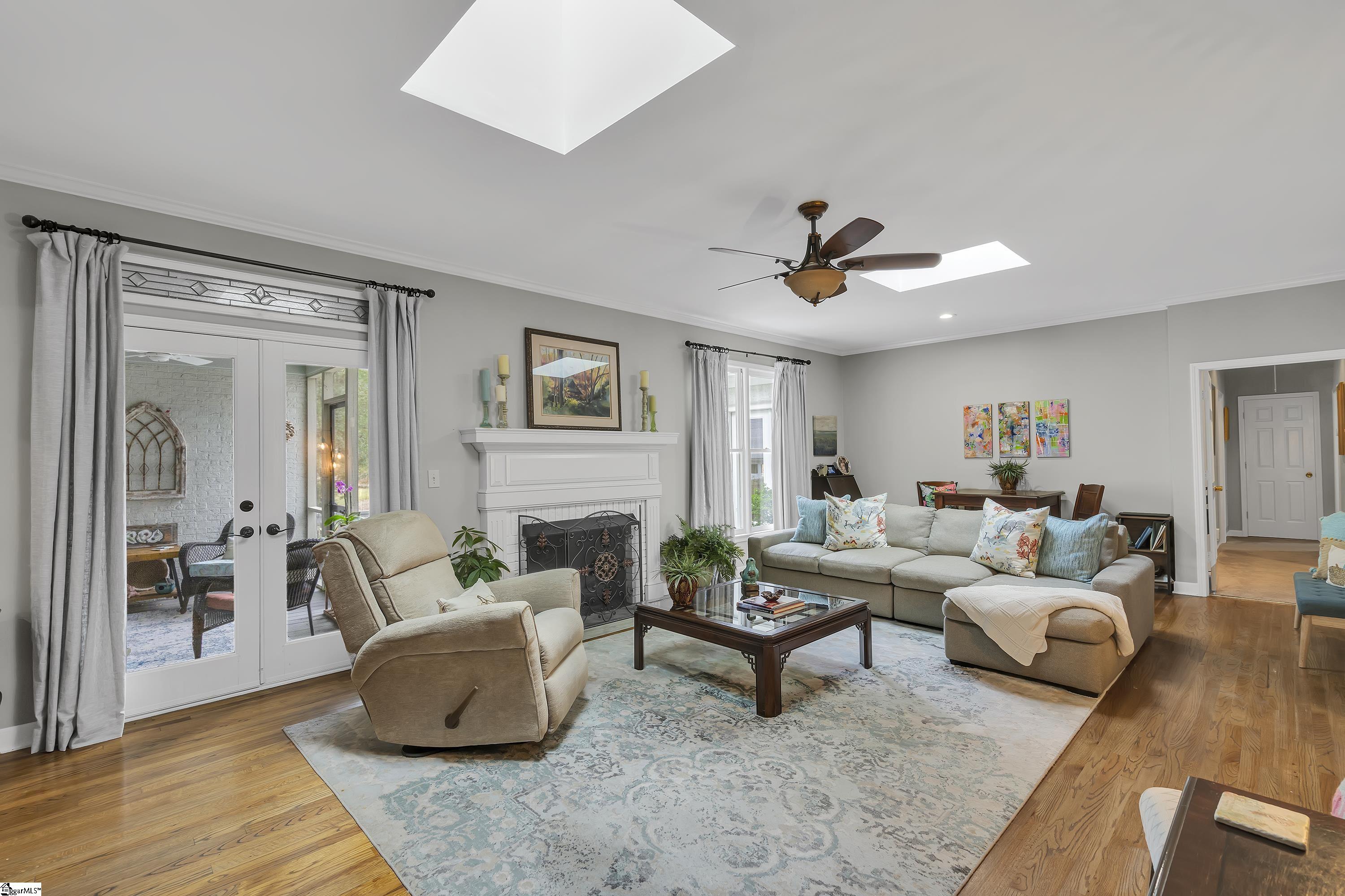 12 Ridge Pine Place Greenville, SC 29605 - Photo 11 of 30 Gallery Image 11