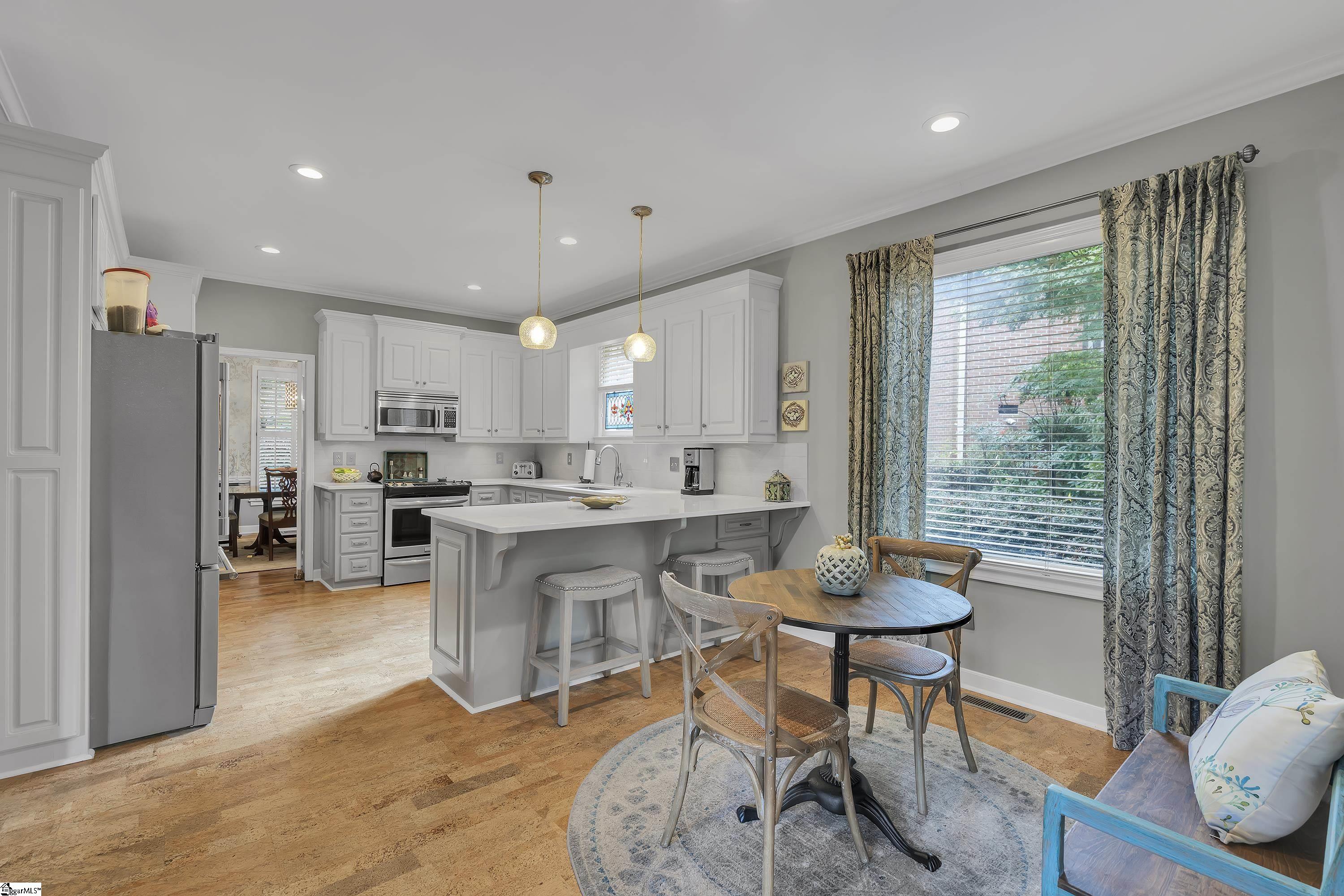 12 Ridge Pine Place Greenville, SC 29605 - Photo 14 of 30 Gallery Image 14