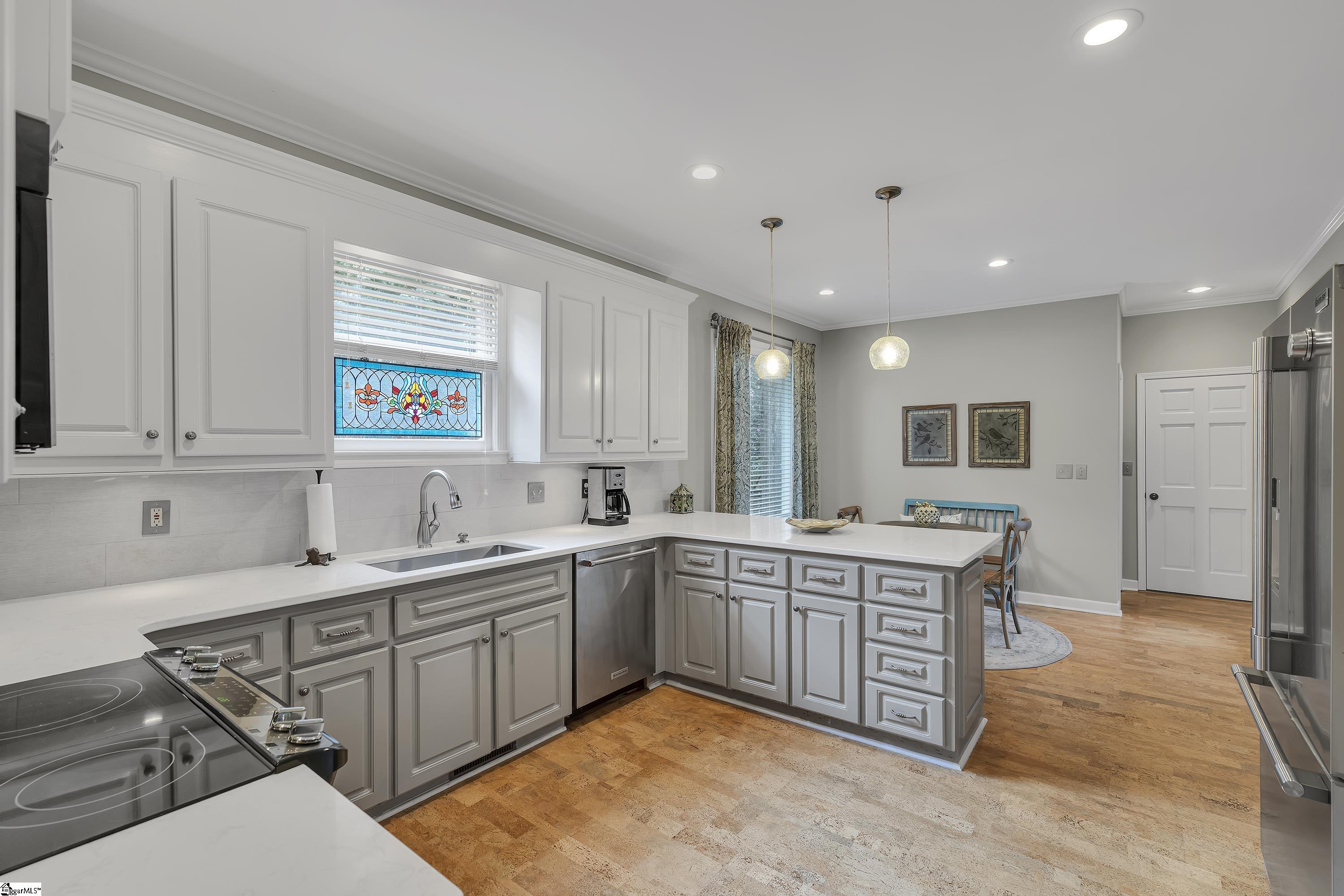 12 Ridge Pine Place Greenville, SC 29605 - Photo 17 of 30 Gallery Image 17