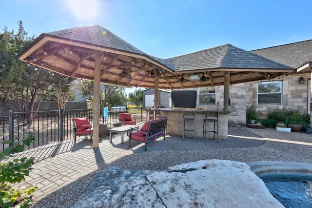 $815,000 | 105 Honey Comb Mesa, Leander, TX 78641