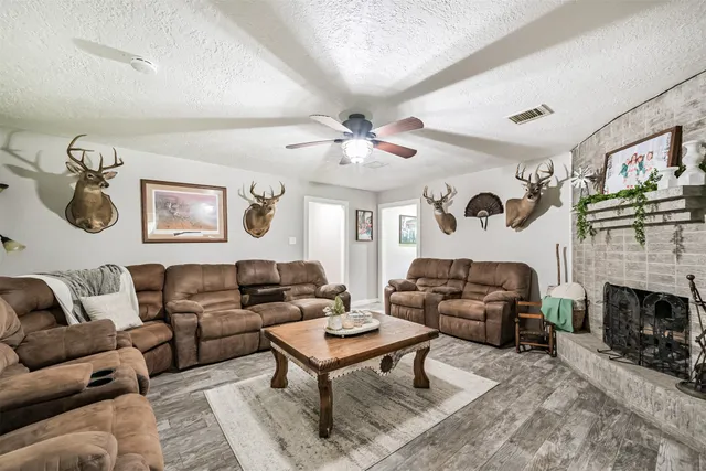 $479,900 | 26925 Brentwood Road, Splendora, TX 77372