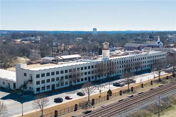 $935,000 | 450 Thunder Road, Buford, GA 30518