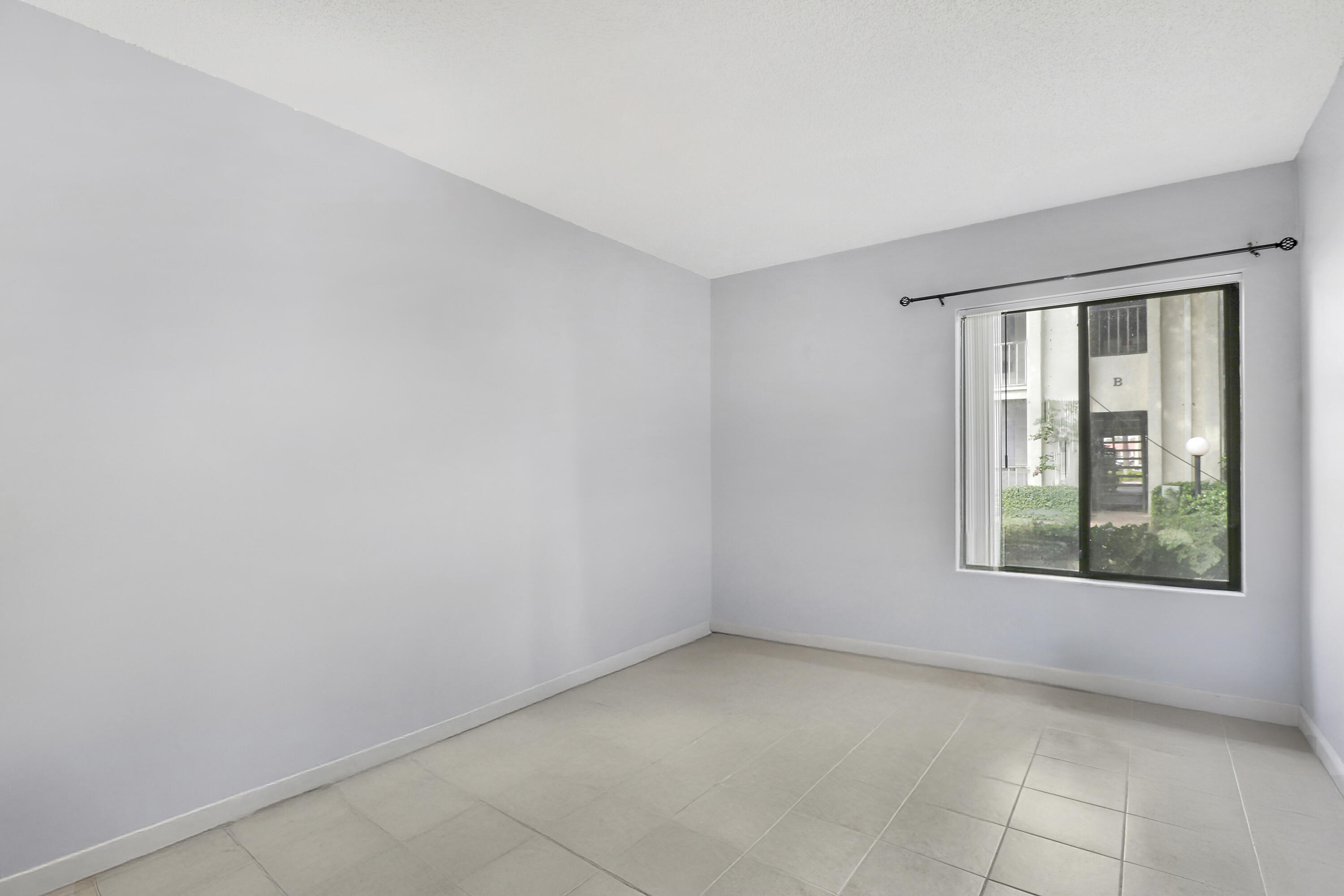 150 Pineview Road, Unit C4 Jupiter, FL 33469 - Photo 13 of 17 Bedroom #2