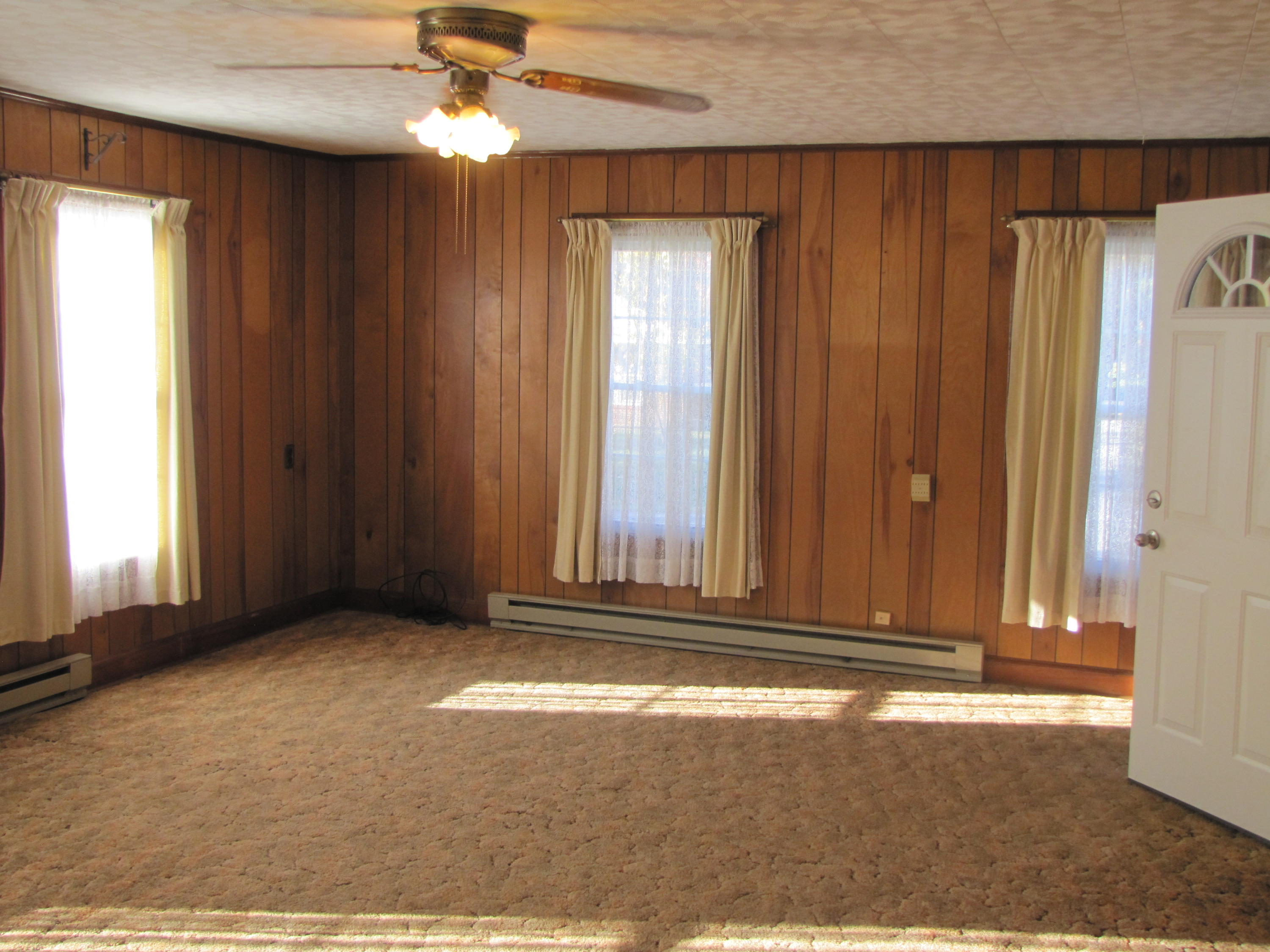 61 Back Valley Road Lindside, WV 24951 - Photo 6 of 23 Gallery Image 6