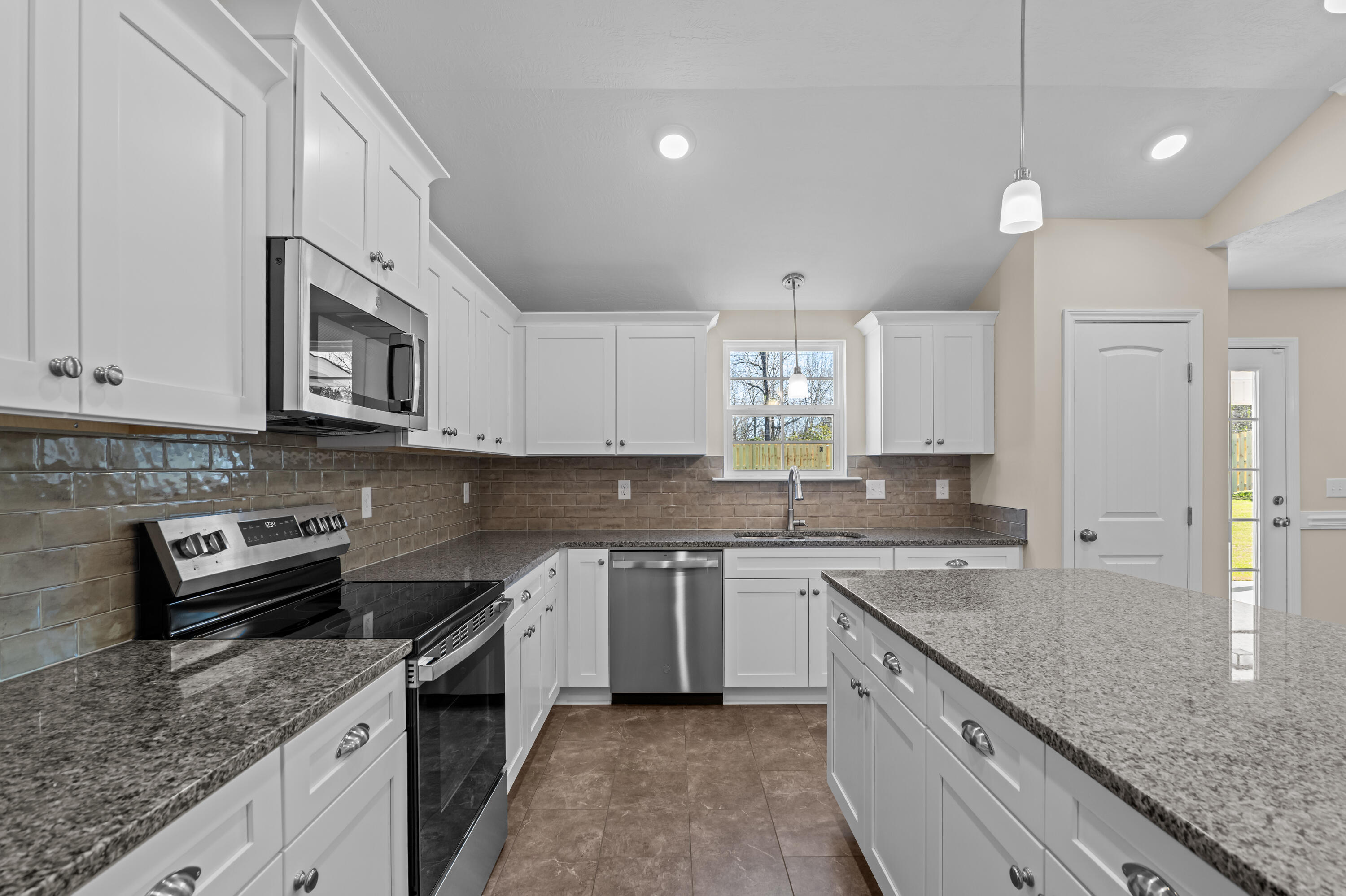 1333 Elbron Drive Augusta, GA 30909 - Photo 10 of 38 Kitchen